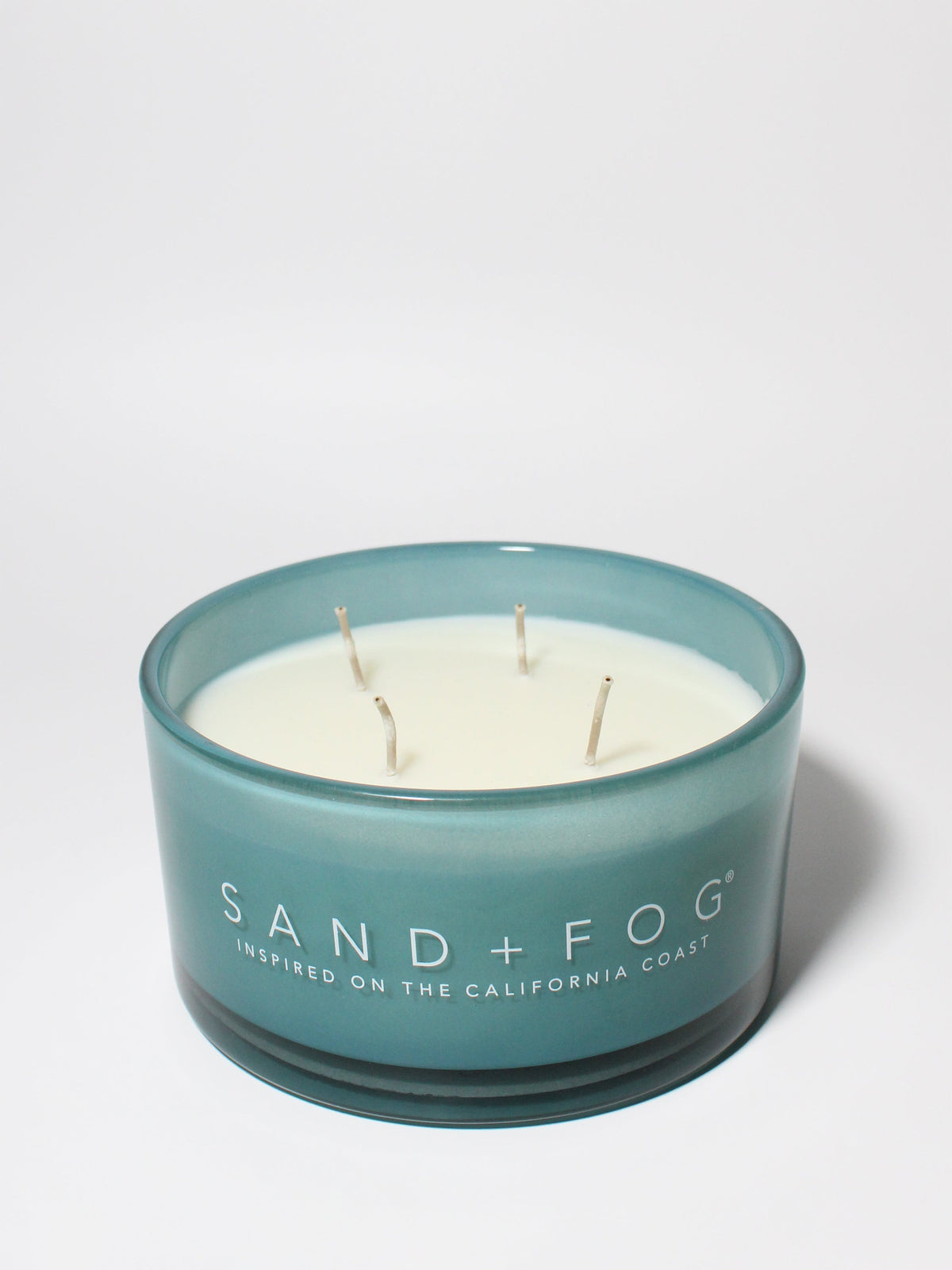 Fragrant California Beach House 23 oz scented candle