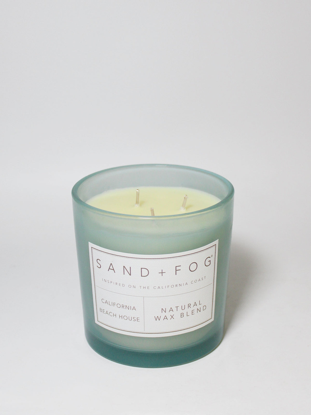 Fragrant California Beach House 21 oz scented candle