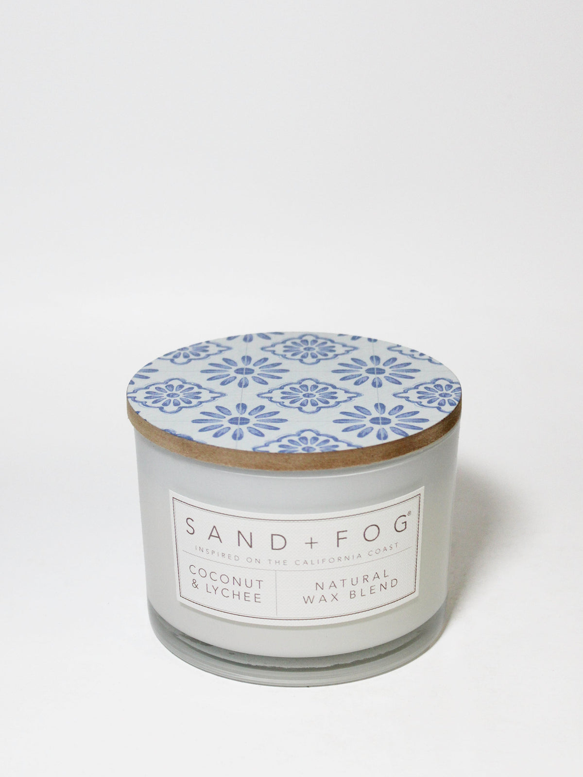 Fragrant Coconut & Lychee 12 oz scented candle