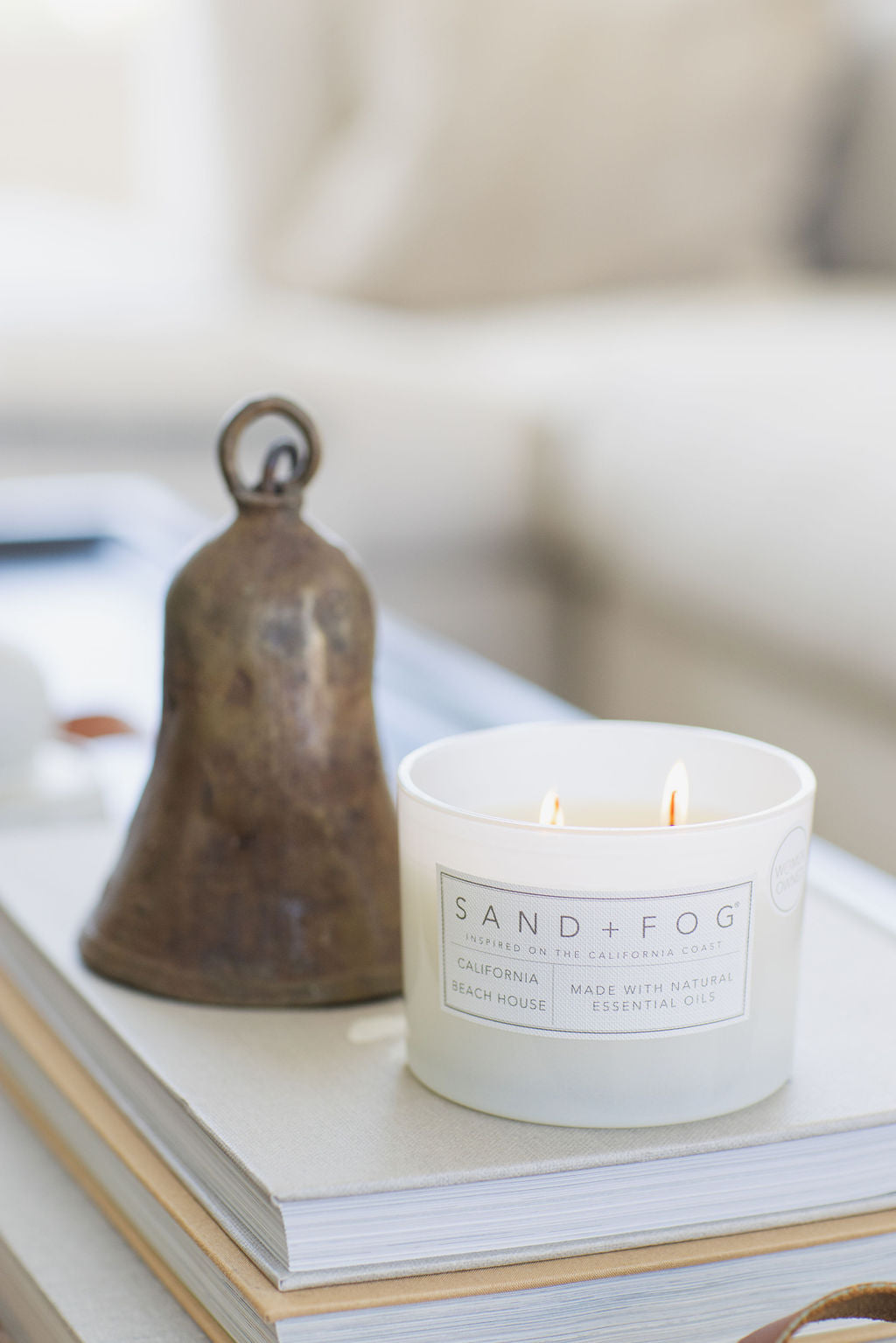Fragrant California Beach House 12 oz scented candle