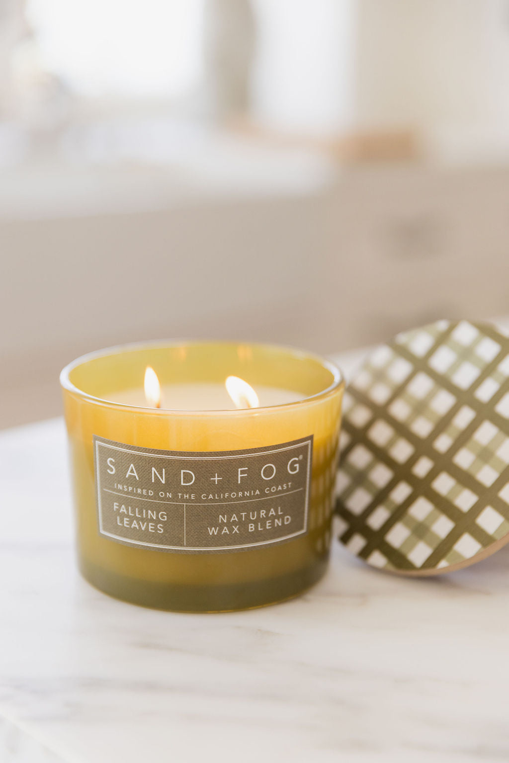 Fragrant Falling Leaves 12 oz scented candle